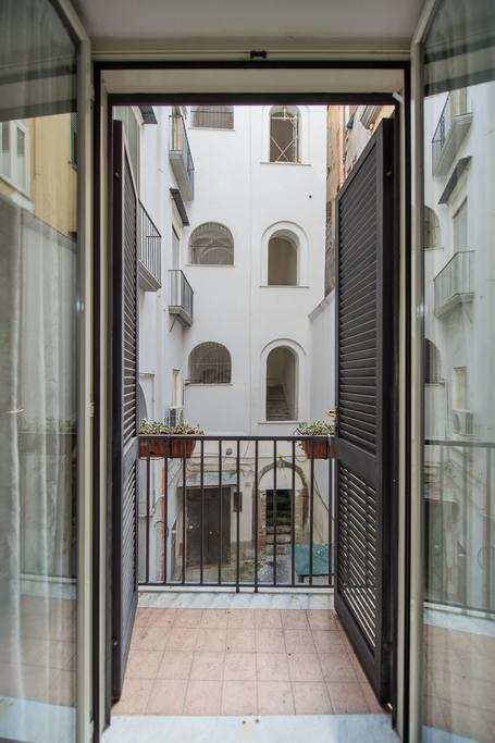 Napoli Sweet Home - Casa "Donna Rosa" Εξωτερικό φωτογραφία